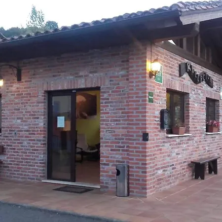 La Vandrerhjem *